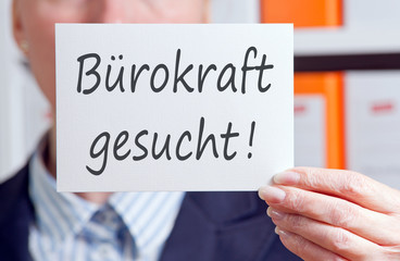 Bürokraft gesucht !