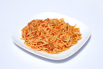 PLATOS COCINADOS, SPAGHETTIS CON TOMATE