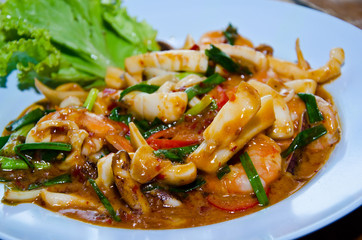 Fried squid with spicy dry