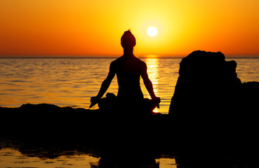 Yoga on sunset