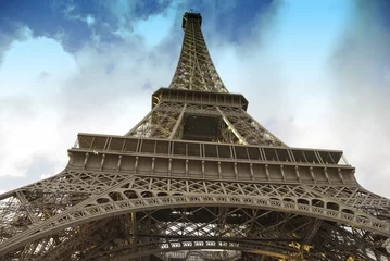 Tuinposter View of Eiffel Tower in Paris © jovannig