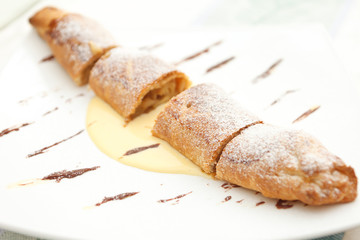 Apple strudel