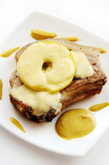 Beef steak with apple and cheese