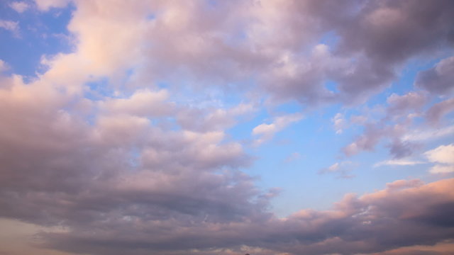 HD:1080p,timelapse of cloudy sky at sunrise