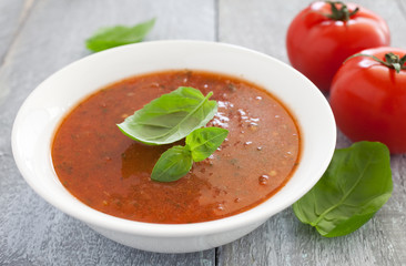 frische Tomatensuppe