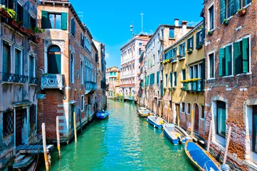 Venedig, Italien - Kanal, Boote und Häuser © eddygaleotti