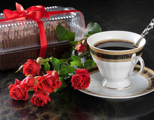 Кофе и торт.