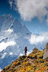 Hiking in Himalaya mountains - obrazy, fototapety, plakaty