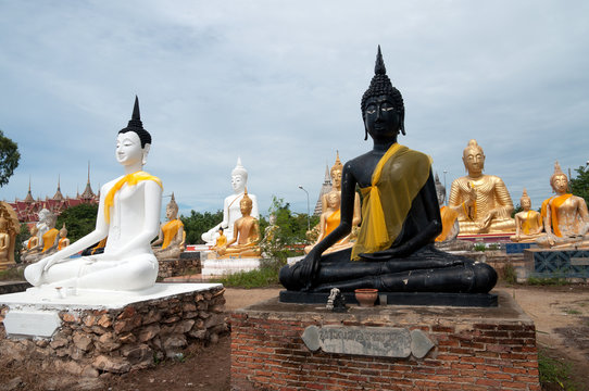 Group of Buddha image