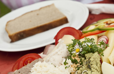 Btettljause mit Brot