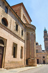 Fototapeta na wymiar Cathedral. Parma. Emilia-Romagna. Italy.