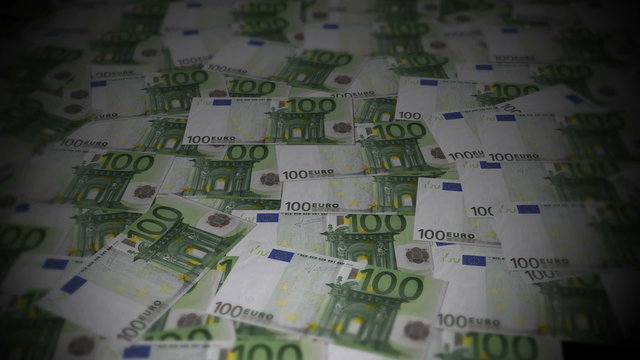 100 euros travelling 02
