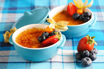 Creme brulee (cream brulee, burnt cream)