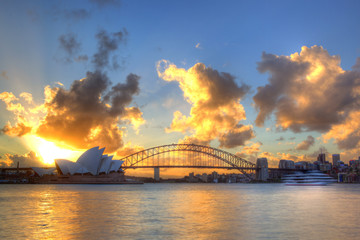 Obraz premium Sydney Harbour with Opera House and Bridge