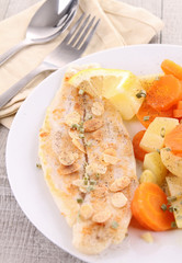 grilled fish with almonds