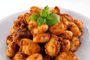 Gnocchi al ragù