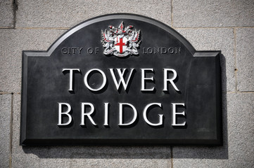 TOWER BRIDGE, LONDRA