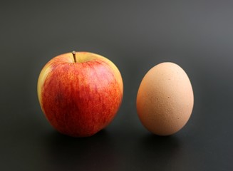 Apfel und Ei