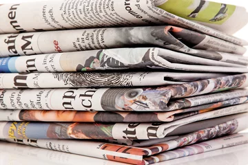 Fotobehang Kranten Stapel oude kranten en tijdschriften
