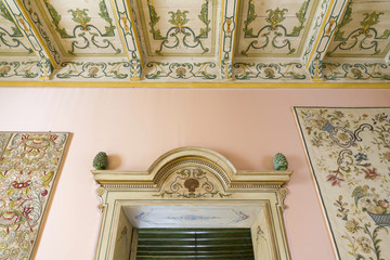 Interni affrescati di una villa nobiliare antica