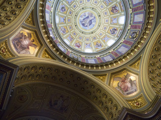 Fototapeta na wymiar Dome of St Stephans Basilica in Budapest Hungary