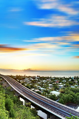Viaduc de St-Paul au cr&eacute;puscule, La R&eacute;union.