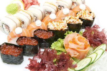 суши с икрой