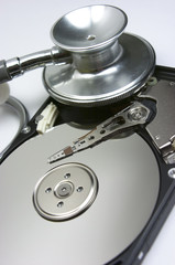 Fonendoscopio, disco duro, reparar, virus informático