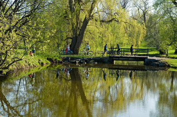 Public park © Jennifer de Montfort