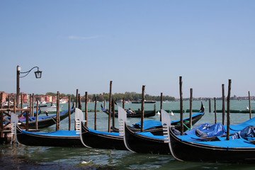 Fototapeta na wymiar Venezia, gondole