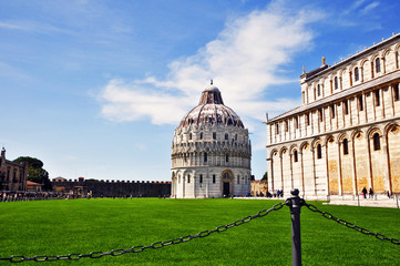 Pisa, Piazza dei Miracoli - il Battistero