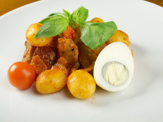 roast of veal with potatoes