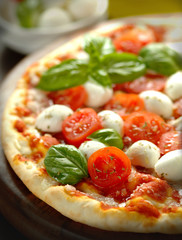 Pizza caprese