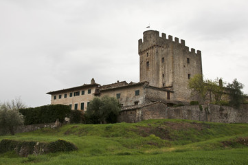 Fototapeta na wymiar tuscan castle