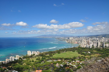 Blick auf Honolulu vom Diamond Head Crater - Hawaii, USA