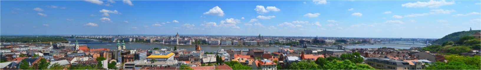 Fototapeta na wymiar Panoram Budapest - Hongrie