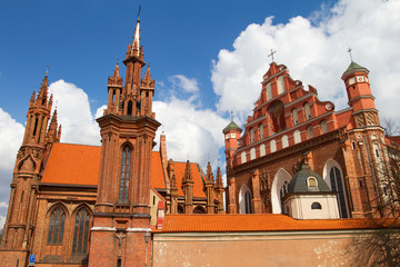 Fototapeta na wymiar Św Anny i Bernardinu Kościół w Wilnie, Litwa
