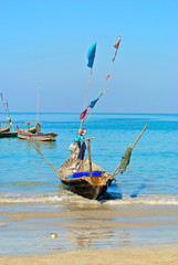Burmese boat - 41363317
