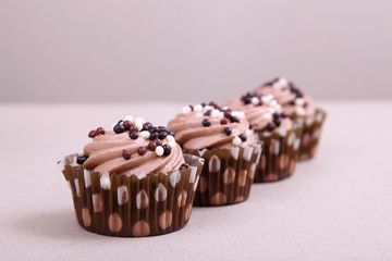 chocolate cupcakes