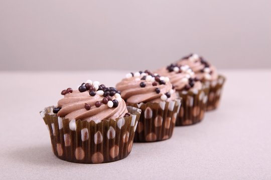chocolate cupcakes