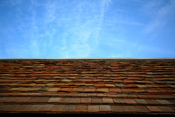 Naklejka premium Roof tiles of thai temple