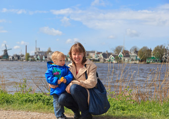 Fototapeta premium Family in holland village