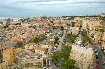 Fototapeta na wymiar Cagliari, panorama starego miasta