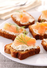 gingerbread, cheese and salmon