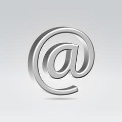 Obraz premium Silver shining metallic email symbol