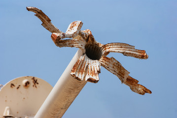 damaged tank gun during firing