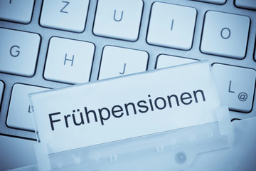 Aktenmappe zum Thema: Fr&uuml;hpensionen