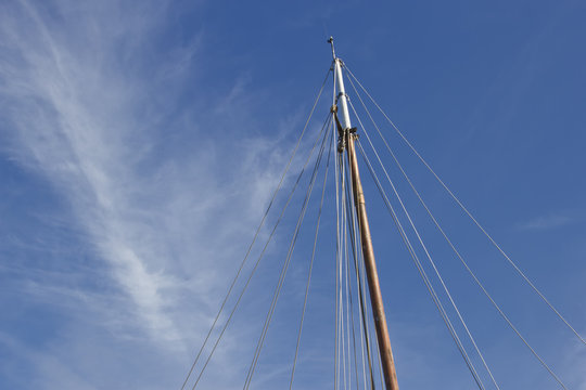 M&aacute;stil y nubes