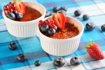 Creme brulee (cream brulee, burnt cream)