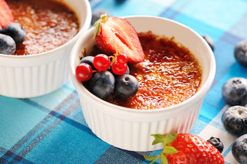 Creme brulee (cream brulee, burnt cream)